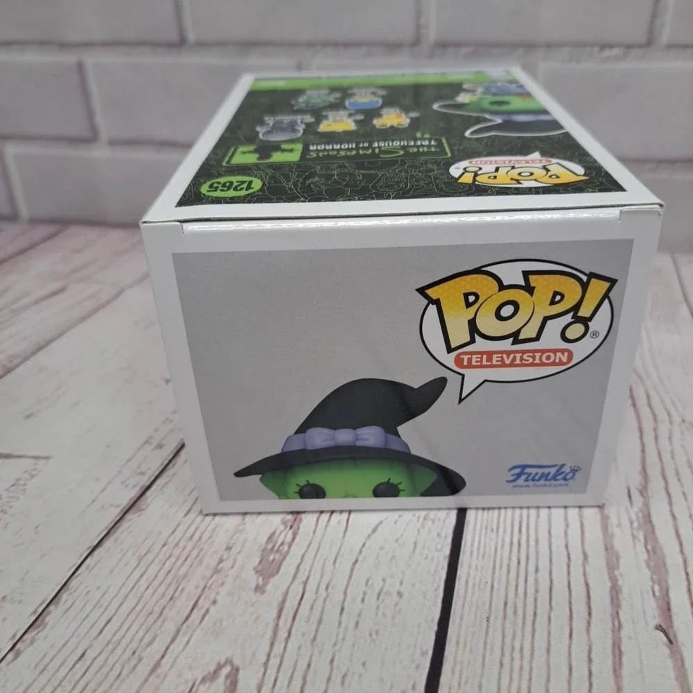 Funko Pop! Television Simpsons Treehouse of Horror 1265 Witch Maggie New